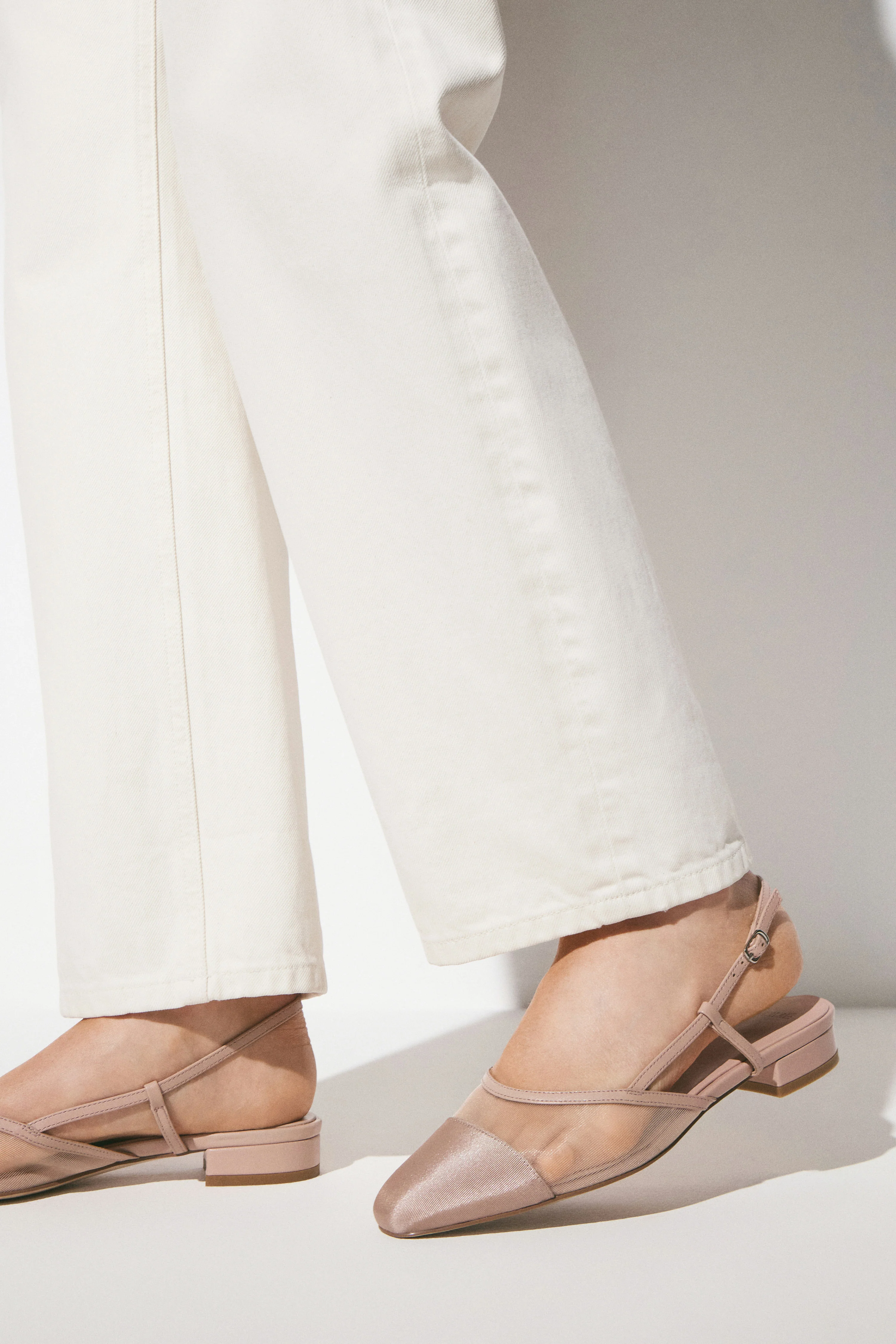 MESH SHOES - Image 2